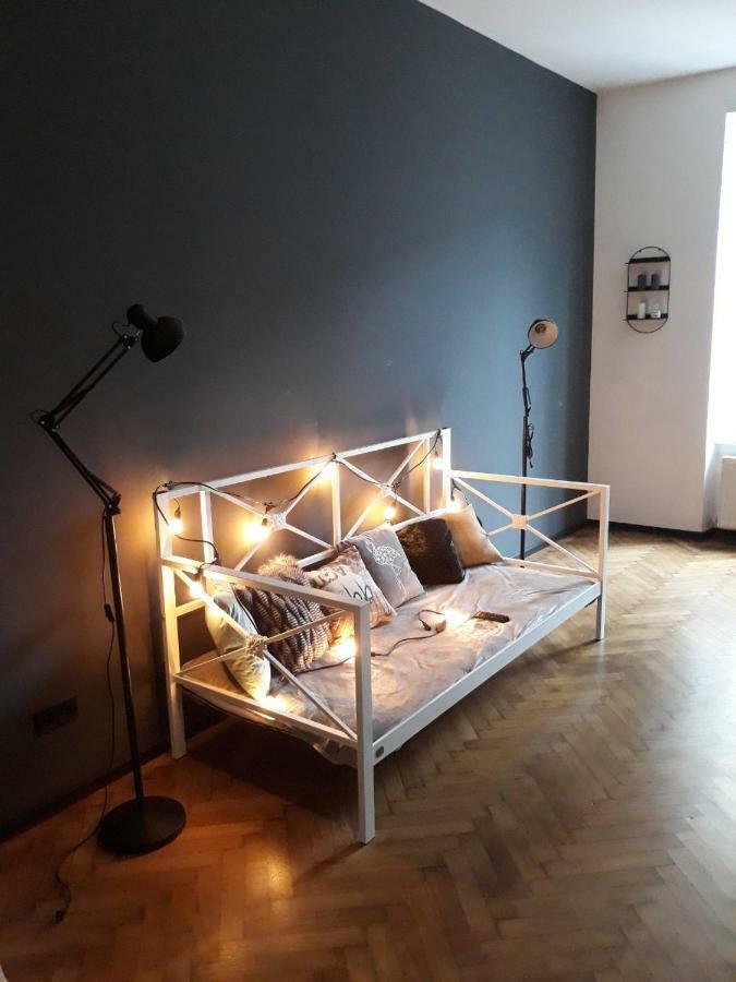Modestm#Ilike# Apartman Lviv Kültér fotó