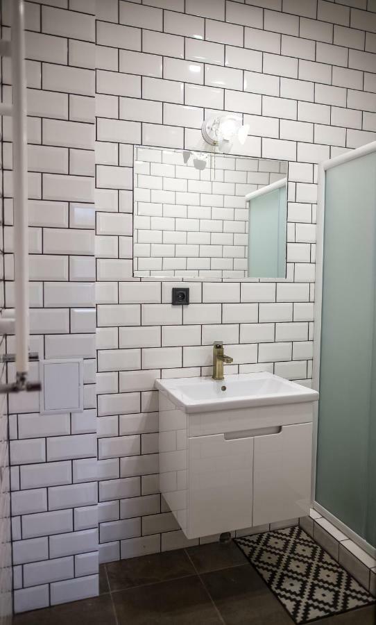 Modestm#Ilike# Apartman Lviv Kültér fotó