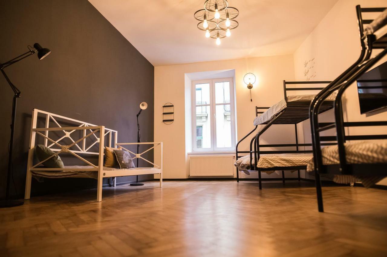 Modestm#Ilike# Apartman Lviv Kültér fotó